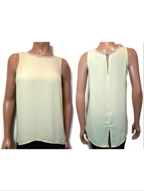 💠SMART SET Sheer Chiffon Sleeveless Split Rounded Hem Top Yellow